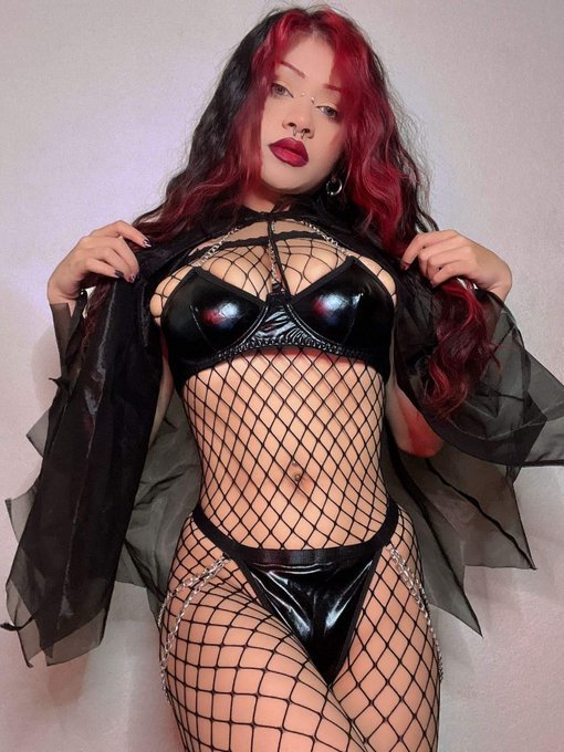 Which one you like best?😏🔥  ✨️ 20% Off sale going on for my site right now ✨️  In bio😈 https://t.co/
