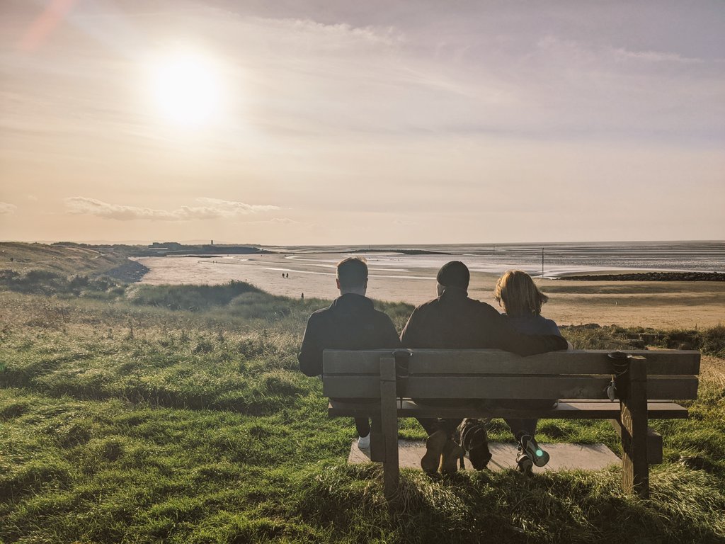 Lauren Duffy she/her π³οΈβπ (@scotinmanc) on Twitter photo Took my parents and brother a lovely chilled walk to relax before tomorrow π€ #MCRHalf We enjoyed the views from my <a href="/MyFaveBench/">My Favourite Bench</a> #Wallasey #Wirral #Liverpool Took my parents and brother a lovely chilled walk to relax before tomorrow π€ #MCRHalf We enjoyed the views from my <a href="/MyFaveBench/">My Favourite Bench</a> #Wallasey #Wirral #Liverpool