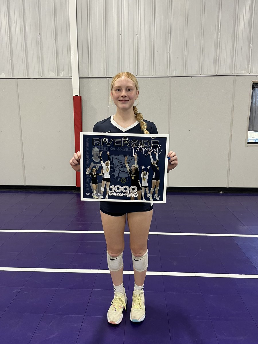 RivVolleyball tweet media