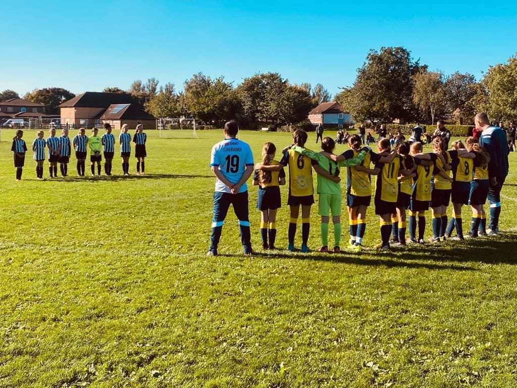 Our U11 Blues observed a minute's silence today for the lives lost during the recent tragedy in Indonesia 🇮🇩 A special moment as Kayli is Indonesian and her dad has connections at the club. 🫶