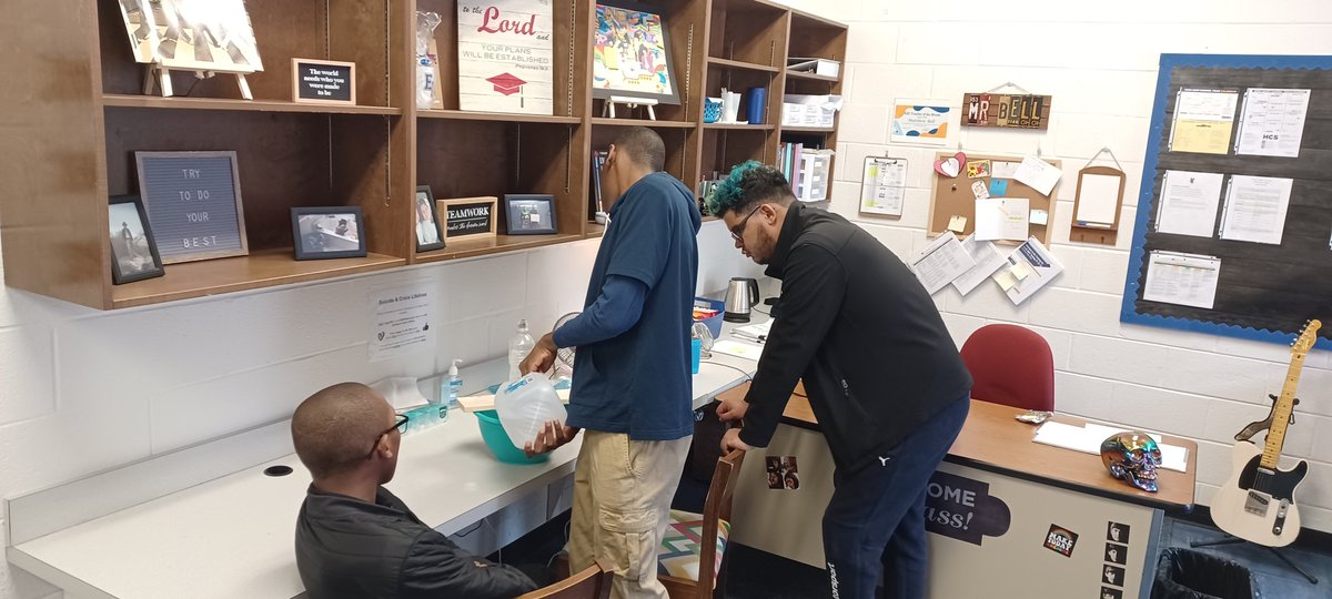MrBell_Educator's tweet photo. My Environmental Science class and I did a project we found on the internet using water energy. It... uh...didn't work... 😬 I'm not 100% sure if it was something we did OR if we shouldn't trust everything that we find on the internet, haha! We had an enjoyable class though! 👍🏻 https://t.co/umDSlBTnnn