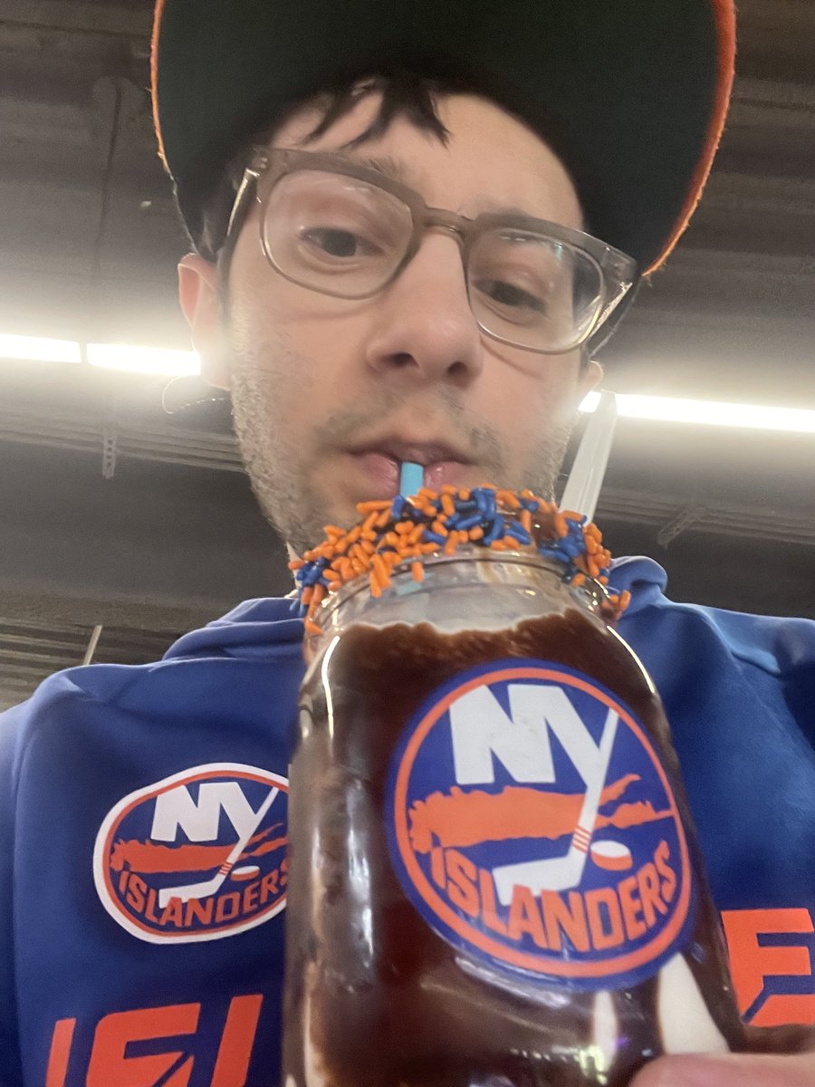 CordUpTime's tweet photo. #CordUp #IslesUp #🔌🍋🔷🔶🏒 https://t.co/aU7g2I6crM