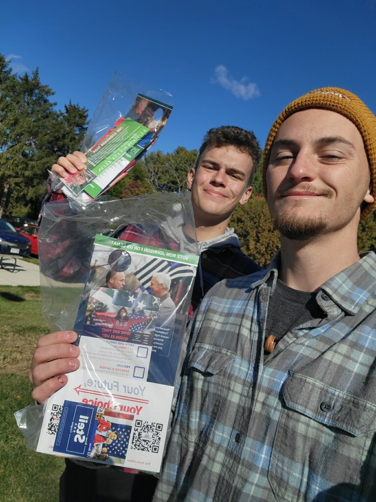 Students for Ron (@studentsforron_) on Twitter photo More doors from college students😤
@warhawkscrs out in Whitewater advancing the #FightForFreedom🙌🏻
When <a href="/RonJohnsonWI/">Ron Johnson</a> is re-elected this fall, we will be happy to have played a part! #TeamRonJon More doors from college students😤
@warhawkscrs out in Whitewater advancing the #FightForFreedom🙌🏻
When <a href="/RonJohnsonWI/">Ron Johnson</a> is re-elected this fall, we will be happy to have played a part! #TeamRonJon