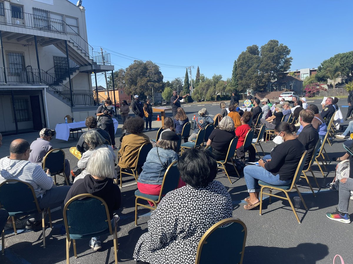 Harmony joined me on this beautiful Saturday morning at the District 3 Public Safety Town Hall meeting that was held at Mt. Zion church in West Oakland. Grateful that our MACRO Program manager, Elliott Jones was also on hand.