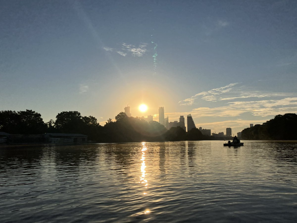 100paddles's tweet photo. #69  October 2  18.2 miles!  Longest distance so far.  #atx #sup #paddleboard #txlege https://t.co/atvCjIovN4