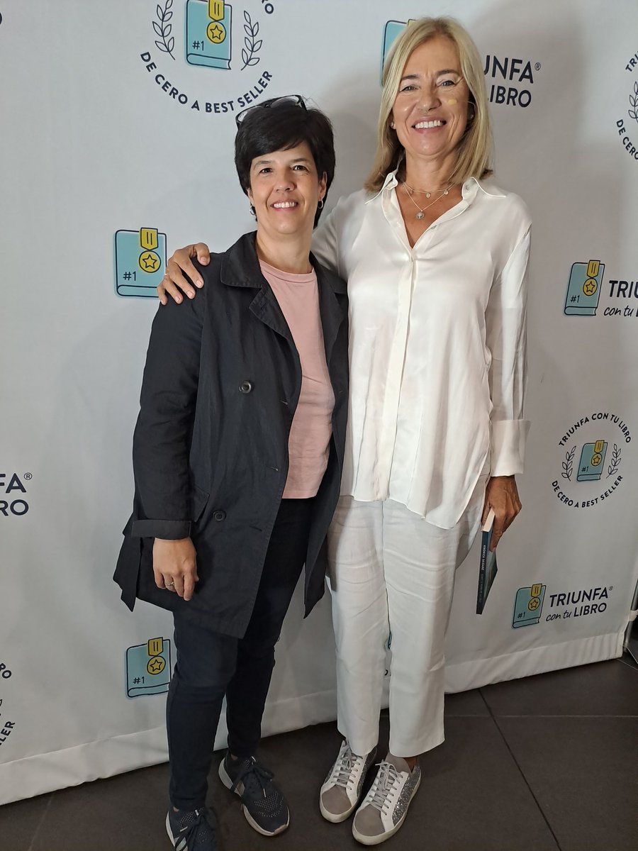 lauravilla67's tweet photo. Muchas gracias @nietoana
por tu invitación al evento, para poder ayudar a autores y autoras de "Triunfa con tu libro" a difundir sus 📚 en los medios de comunicación.
#triunfacontulibro #LibrosRecomendados
#libro #promocioneditorial https://t.co/1UAqW9lomQ
