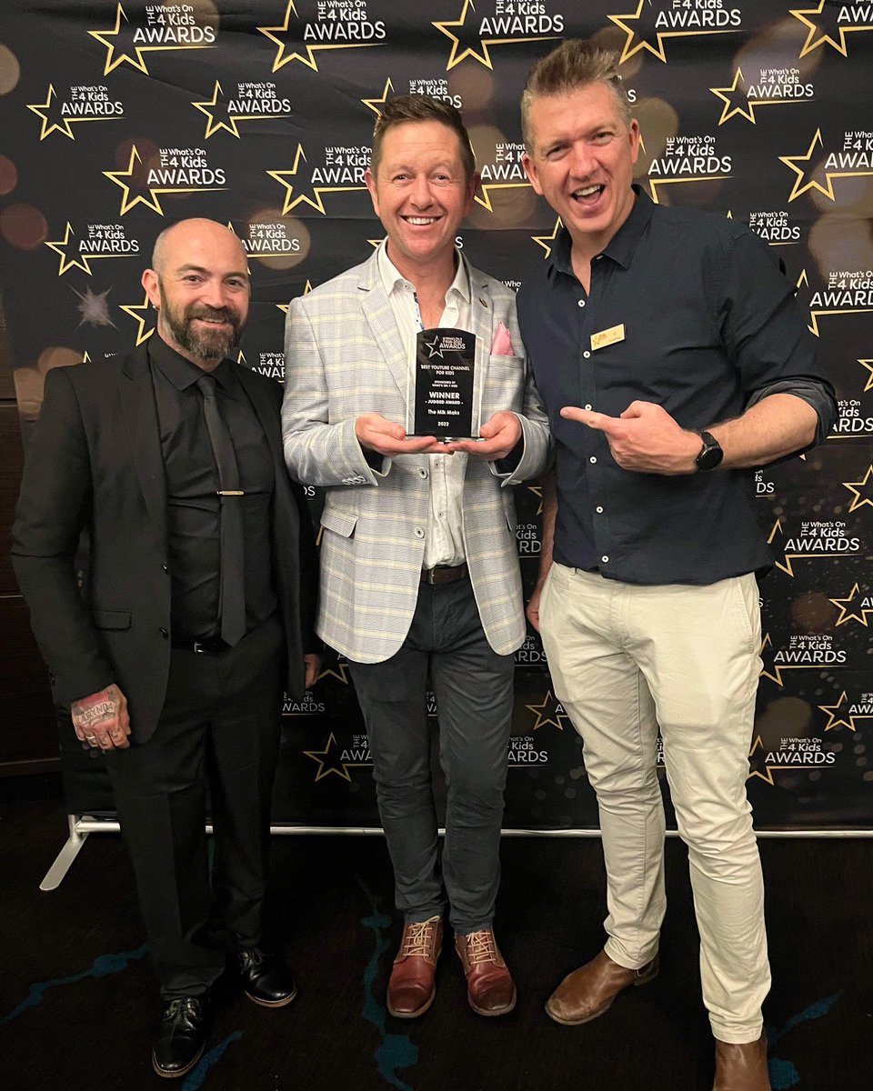 TheMikMaks's tweet photo. What a night! We are so thrilled to have been announced winner of ‘Best Kids YouTube Channel’ at this years @whatson4kids awards on the Gold Coast https://t.co/MBbkASI6B1