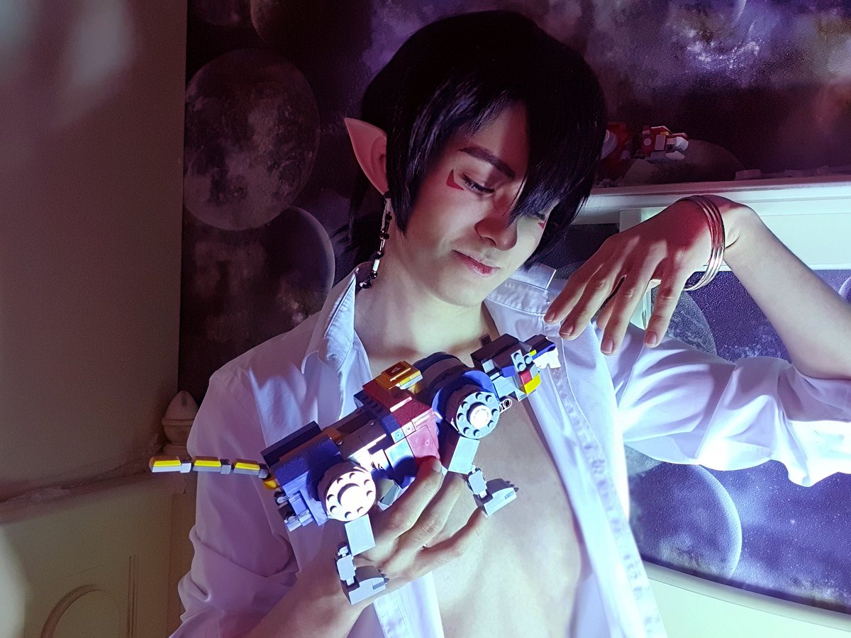 blue_HolyShit's tweet photo. Morrrre
#vld #voltron #voltroncosplay #keith #alteankeith #keithkogane https://t.co/V9nDUY5lqF