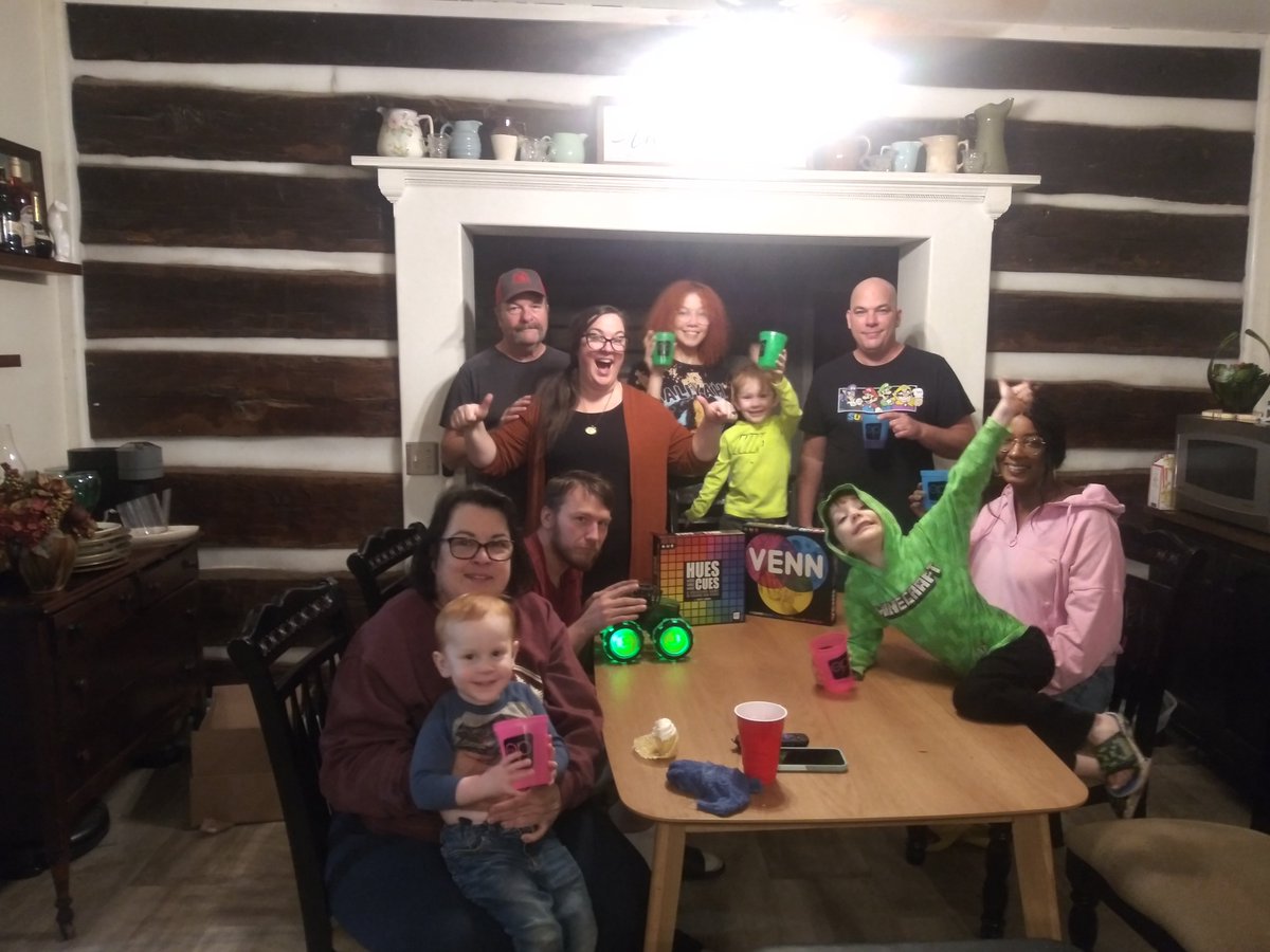 veggiepanda's tweet photo. Best game night ever with @TheOpGames  and @Tryazon 
You NEED to play VENN.  So much fun.  #boardgames #gamenight https://t.co/OmvqO6pDIH