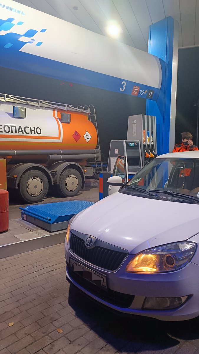 Начался грибной сезон и количество поисков увеличивается день ото дня. Спасибо неравнодушным людям, которые делятся с нами бонусами #gpnbonus и АЗС #ГазпромНефть, благодаря вам поисковики могут максимально быстро приехать куда угодно и в кратчайшие сроки попытаться найти человека