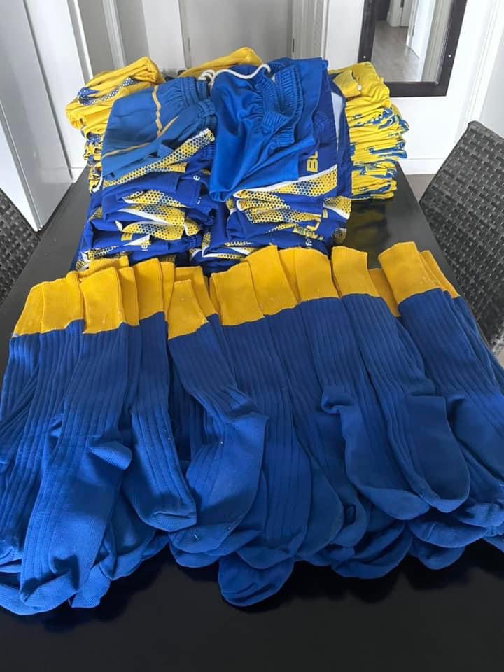 Washing the team jerseys, shorts, socks and muscle vests throughout the whole season and tending to their post match meals and recovery - a huge thanks to Siteri Sigavou and the U18 mothers - the unsung heroes behind the scenes!