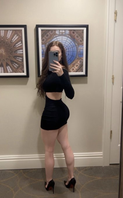 more (less clothes) in bio ? https://t.co/FDiukpXvXN