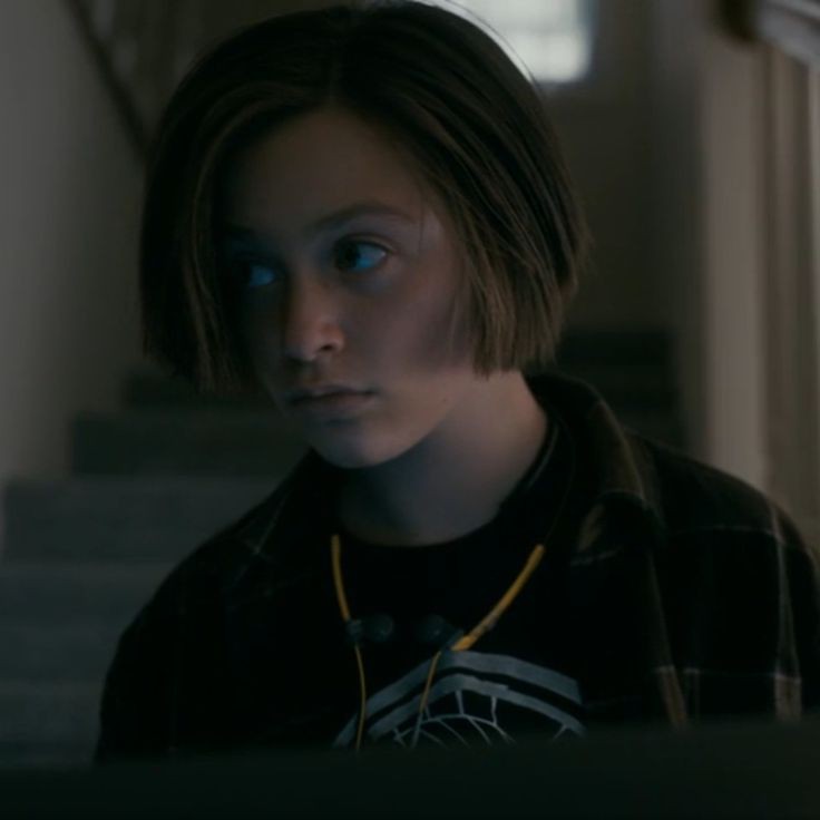 thinkermacoyle's tweet photo. happy international lesbian day for my daughter�� #papergirls https://t.co/tnICk7mD4d