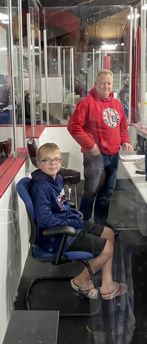 kellybobbyd's tweet photo. Isaac got to work the penalty door and run the clock during Bens Red and Black game today #scorekeeper @RedBlackHockey https://t.co/MWU08GQKqN