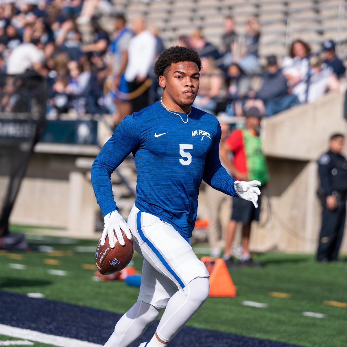 AF_Football's tweet photo. Dialed in for game time ⏰ https://t.co/b65QtWrJzX