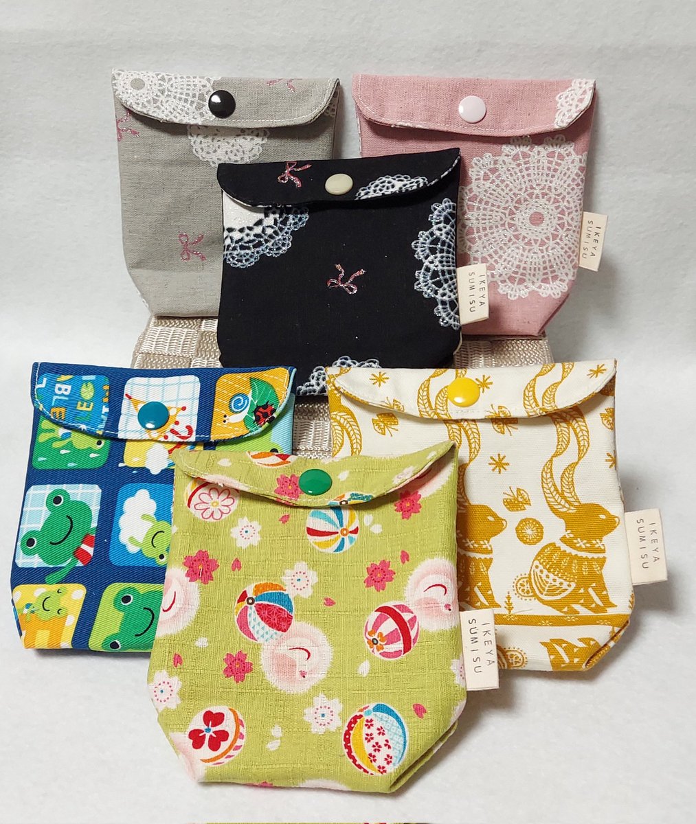 handmade0211's tweet photo. 小物入れ(中)
ミニフラットポーチ
ミニミニフラットポーチ

#池屋の納屋 https://t.co/R4hqIV5UH3