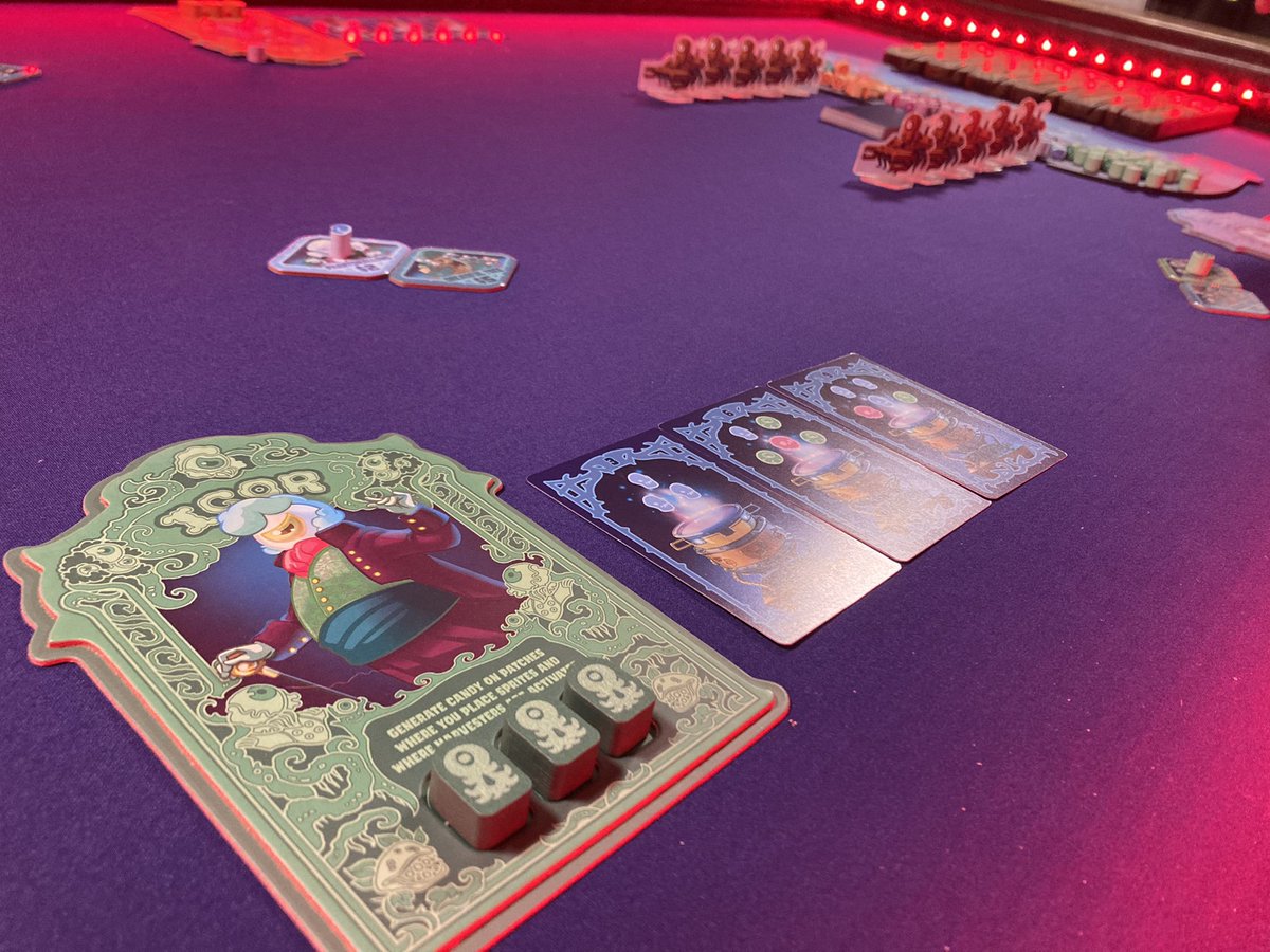 First game in the new house!! Dreadful Meadows from <a href="/GamesArkus/">Arkus Games</a>! Loving this one so far, cute AND spooky?!? Yes please! Coming to Kickstarter this month! #boardgames