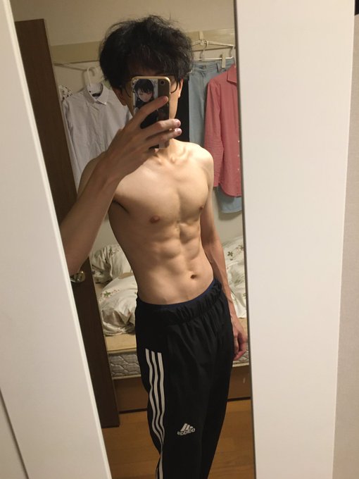 想做愛了隨時叫我，比外賣還方便 https://t.co/GCTRJYR0v7