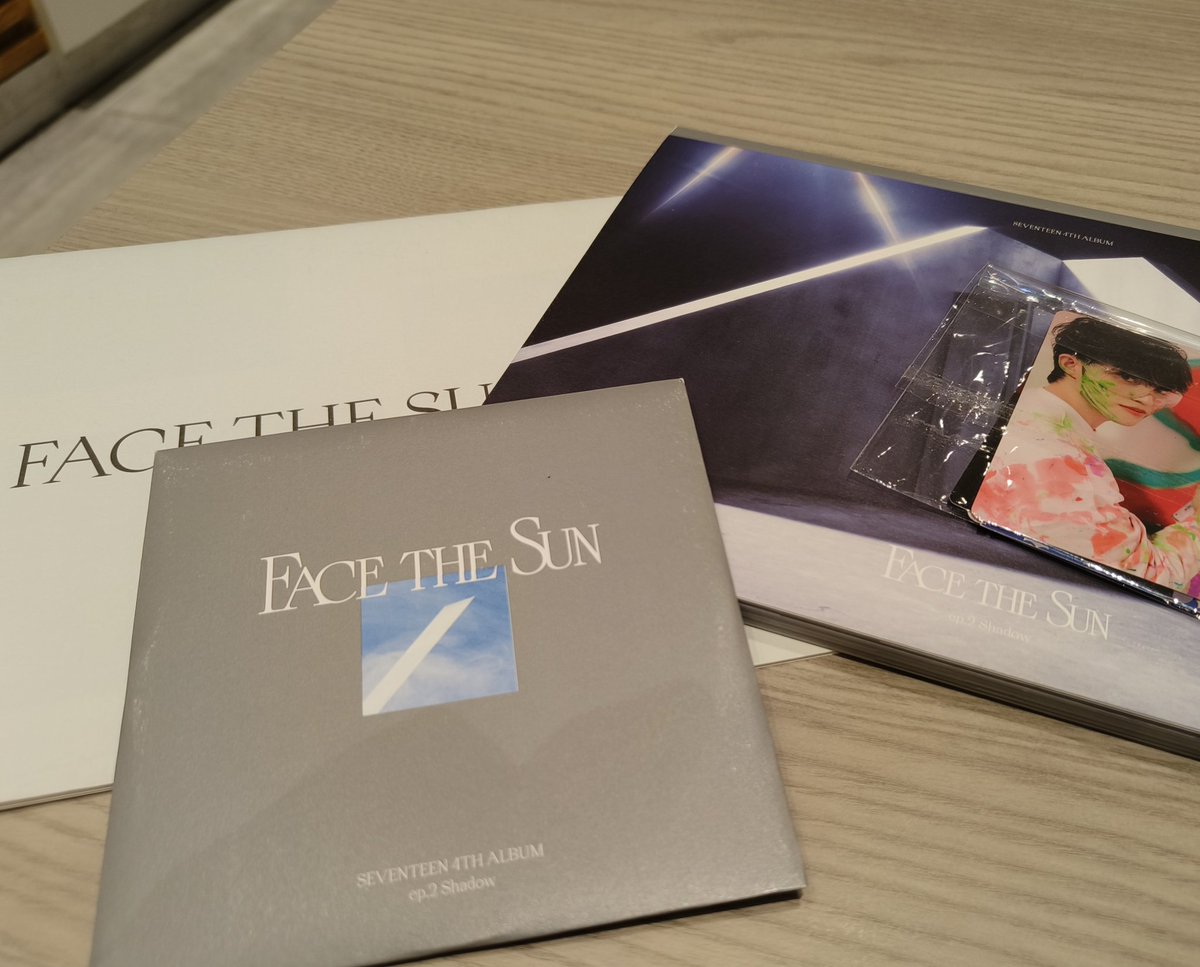 shotofreeze's tweet photo. Thanks @ver__sells for the FTS album ππ₯°
#VERyPROOFS https://t.co/ZcXDoXeSvY