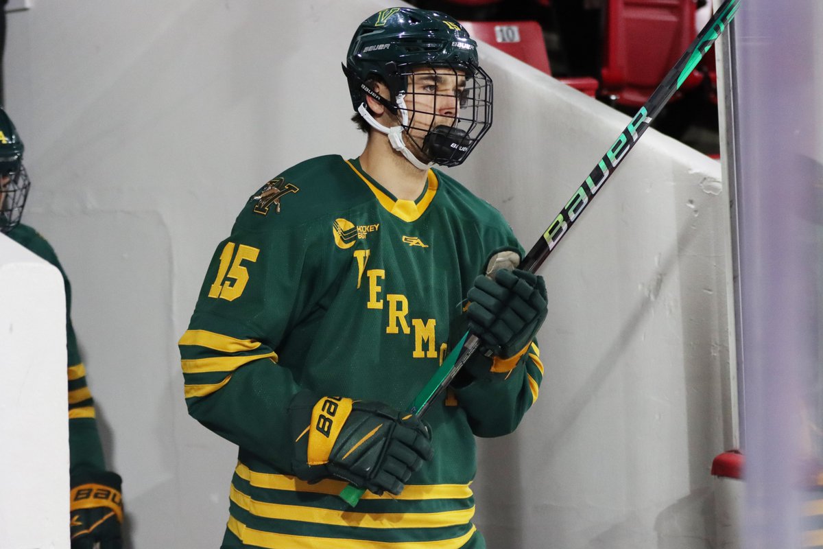 UVM Men's Hockey tweet media