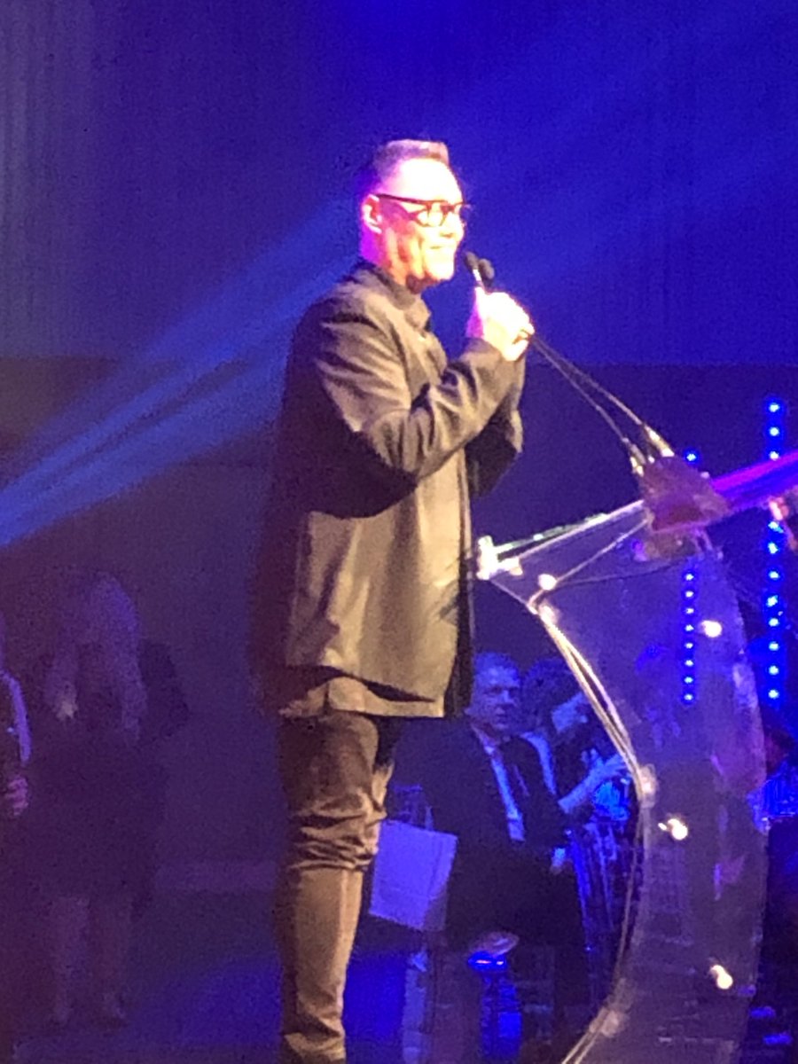 AndyAshworthMC's tweet photo. @HiltonMCR -Great show to present & produce for @varietyGB @VarietyNW -6 figure sum raised for #charity #LegendsOfIndustryAwards. Such an honour to share a stage with #RusselWatson #ChrisKamara #GokWan #RubyWax #Tessa Sanderson #ShirleyBallas #HelenWorth https://t.co/LdqCKtj813