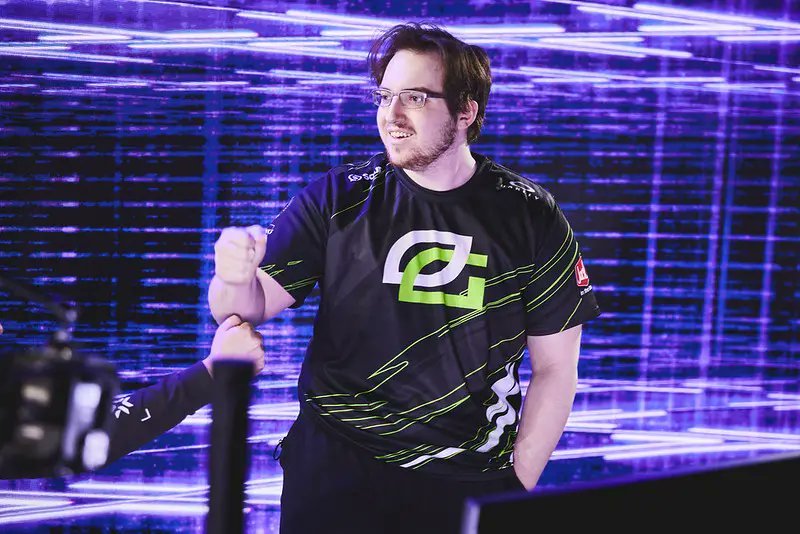 The Esports Writer tweet media