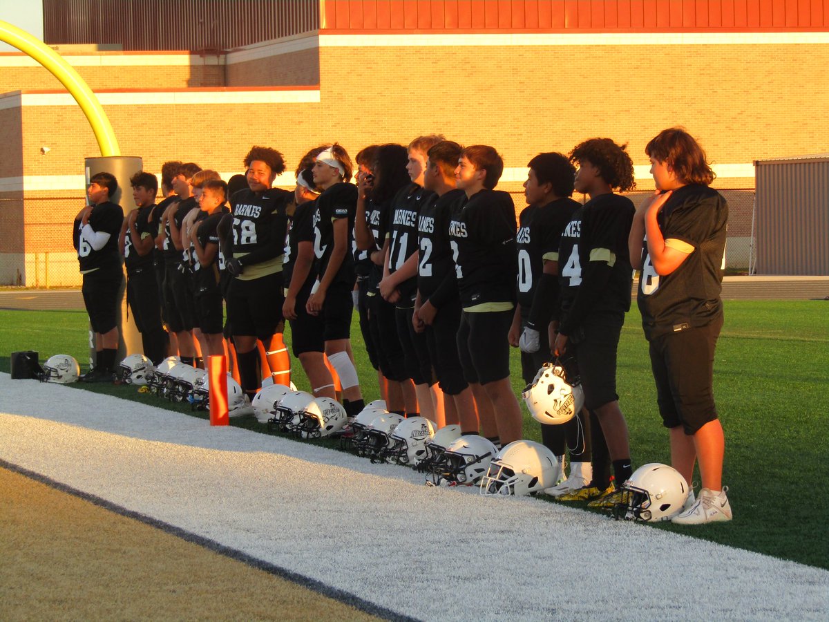 JBMSBoys's tweet photo. Here are some great shots of our 8th Grade Football team in action this past week. S/O to @JBMSYearbook1 for the great photos. https://t.co/5et0tWWeAs