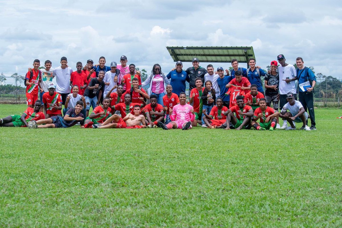 canterainter's tweet photo. ¡Resultado Torneo Nacional Sub 15! Tercera fase-ida

 #Cortuluá 2x0 Cyclones
 ⚽️ Moreno
 ⚽️ Bonilla 
.
.
.
.
.
❤💚🤍⚽️🙏💯
#canteracorazón #orgullotulueño #felicitaciones #vamospormás #porlaexcelencia #soyrojoverdeyblanco https://t.co/b7GSvh4sTO