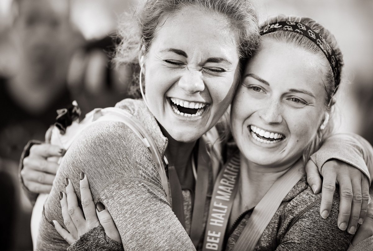 Queen Bee Half tweet media