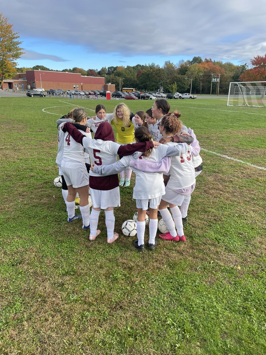 MrsFord2525's tweet photo. Heatly/Watervliet girls modified played a great game against Maple Hill ending in tie 1-1. Shout out to both teams for playing a tough game! @VlietWareing @GreenIslandUFSD @MrFord4242 https://t.co/Gg4loWwYW1