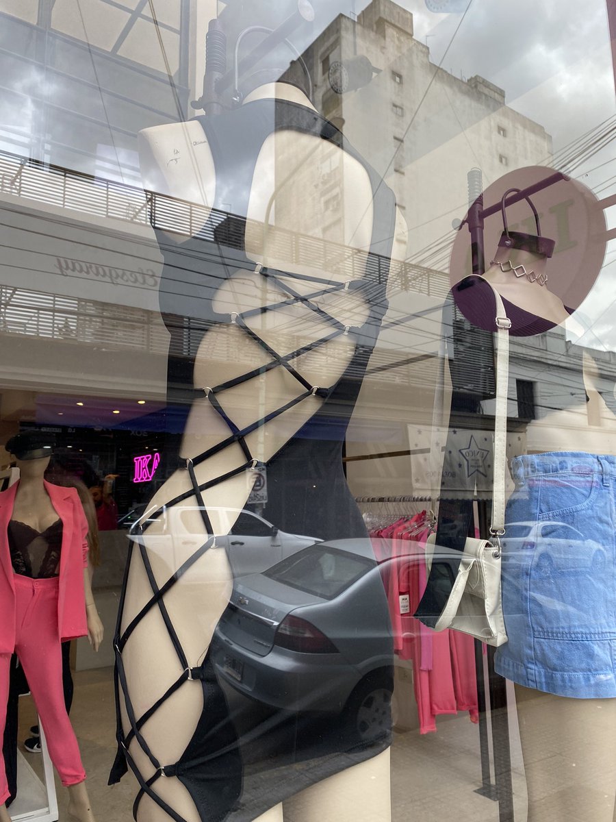 Mira, yo entiendo que cada uno se viste como quiere, PEROOOO