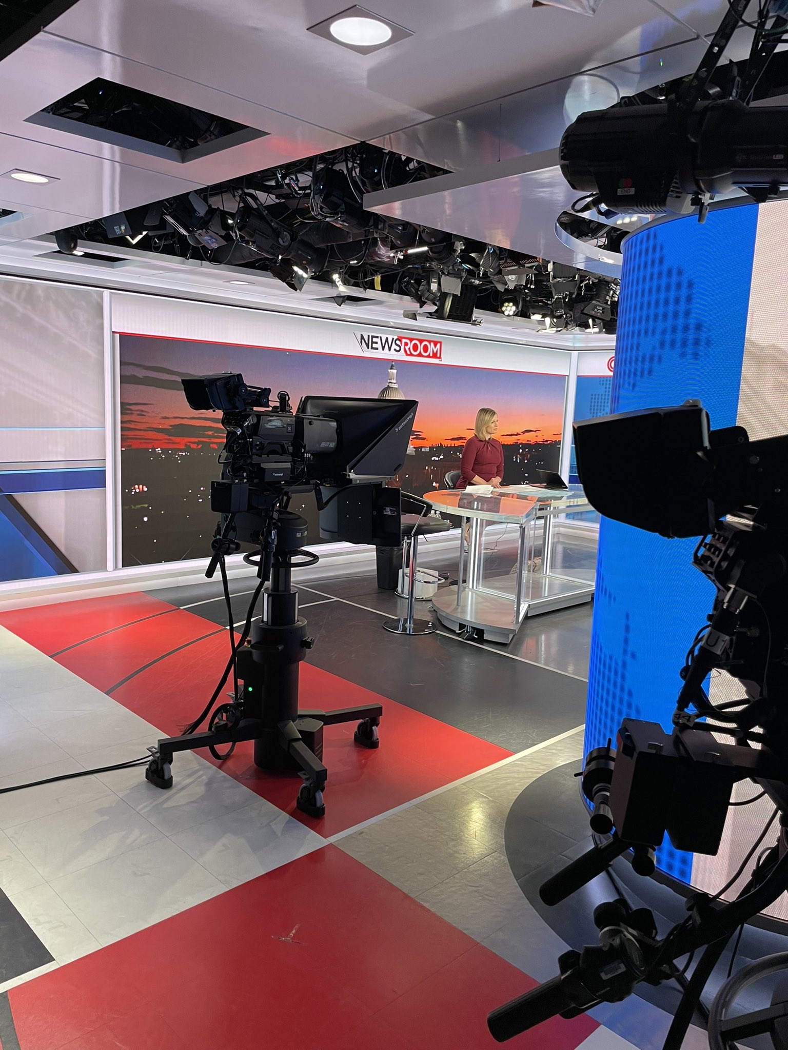 chris-cillizza-on-twitter-behind-the-scenes-with-pamelabrowncnn