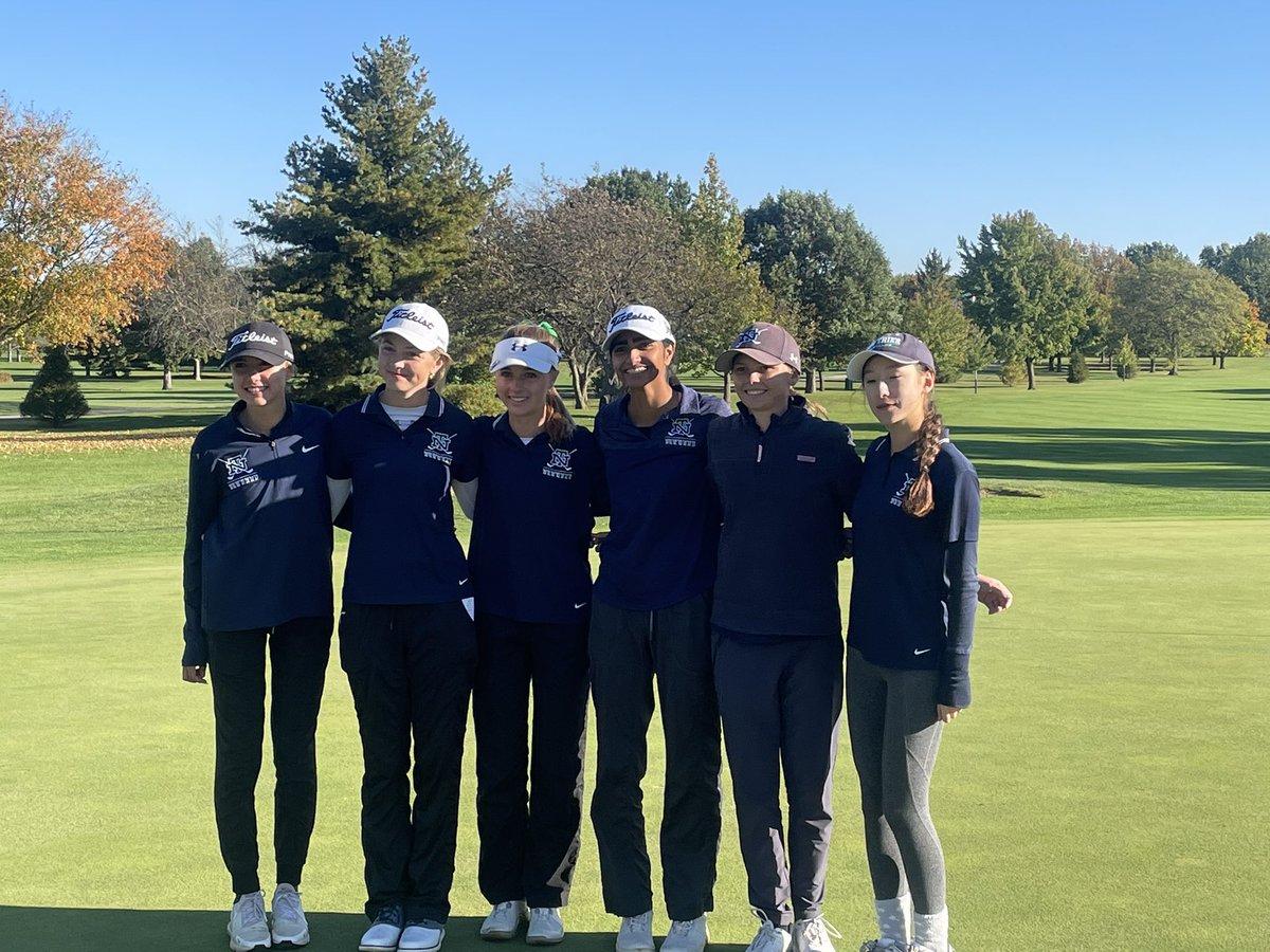 NTgolf's tweet photo. Amazing season for the Trevs finishing 6th in state!  A very young team anchored by 4-year varsity player and captain Amy Beanblossom who finished 5th individually!  Way to go Amy! Congrats to Hinsdale Central on their 1st place finish. https://t.co/oCNRJ6KUnD