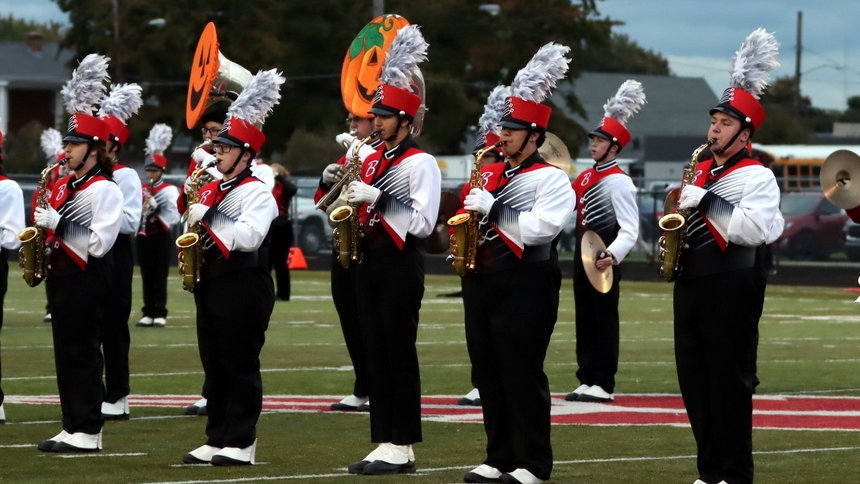 Redmen_Photos's tweet photo. 📣The Band, Cheerleaders, &amp; Students📣

Photos have been posted from the October 7, 2022, game against Tiffin.

https://t.co/JlIxTvizEa

#RedmenPride @BHSRedmen @bcsredmensports https://t.co/Mq4AC99PMm