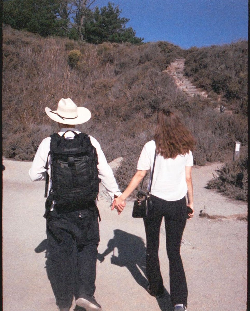 ㅤㅤㅤㅤㅤㅤ       

            ────  𝒊𝐧𝐬𝐭𝐚𝐠𝐫𝐚𝐦 𝒑𝐨𝐬𝐭 ⋮
          ﹫𝗌𝗉𝗋𝗈𝗎𝗌𝖾𝗍𝗁𝗈𝗆𝖺𝗌 • 5 min ago

"Happy birthday to the best human I know, I feel blessed to be your partner in this world and my life has changed for the better in every way since you +