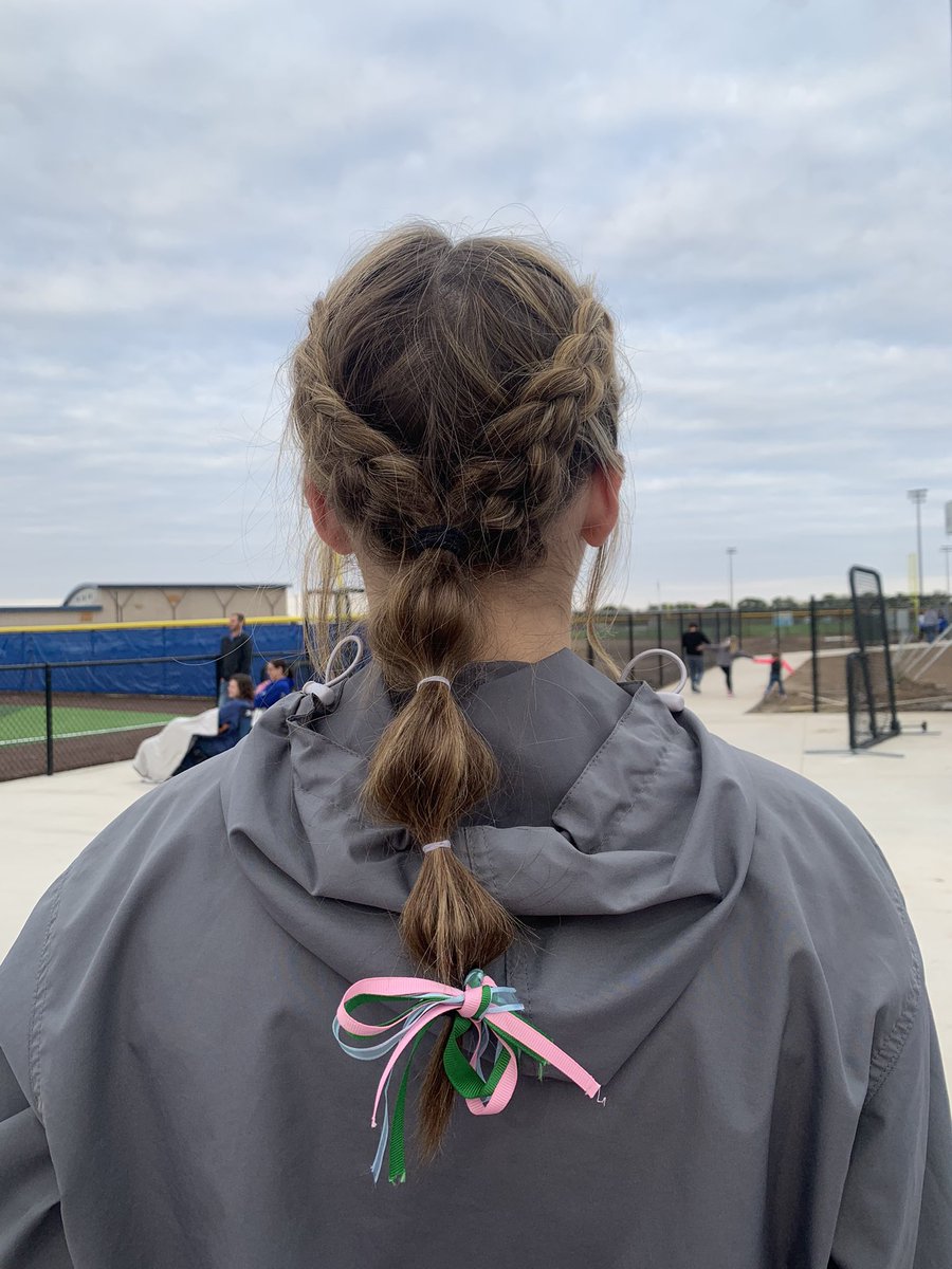 KSNitro18's tweet photo. hair bows for depression, breast cancer, &amp; infant loss awareness 💚💗💙 https://t.co/o53nEz46Wt