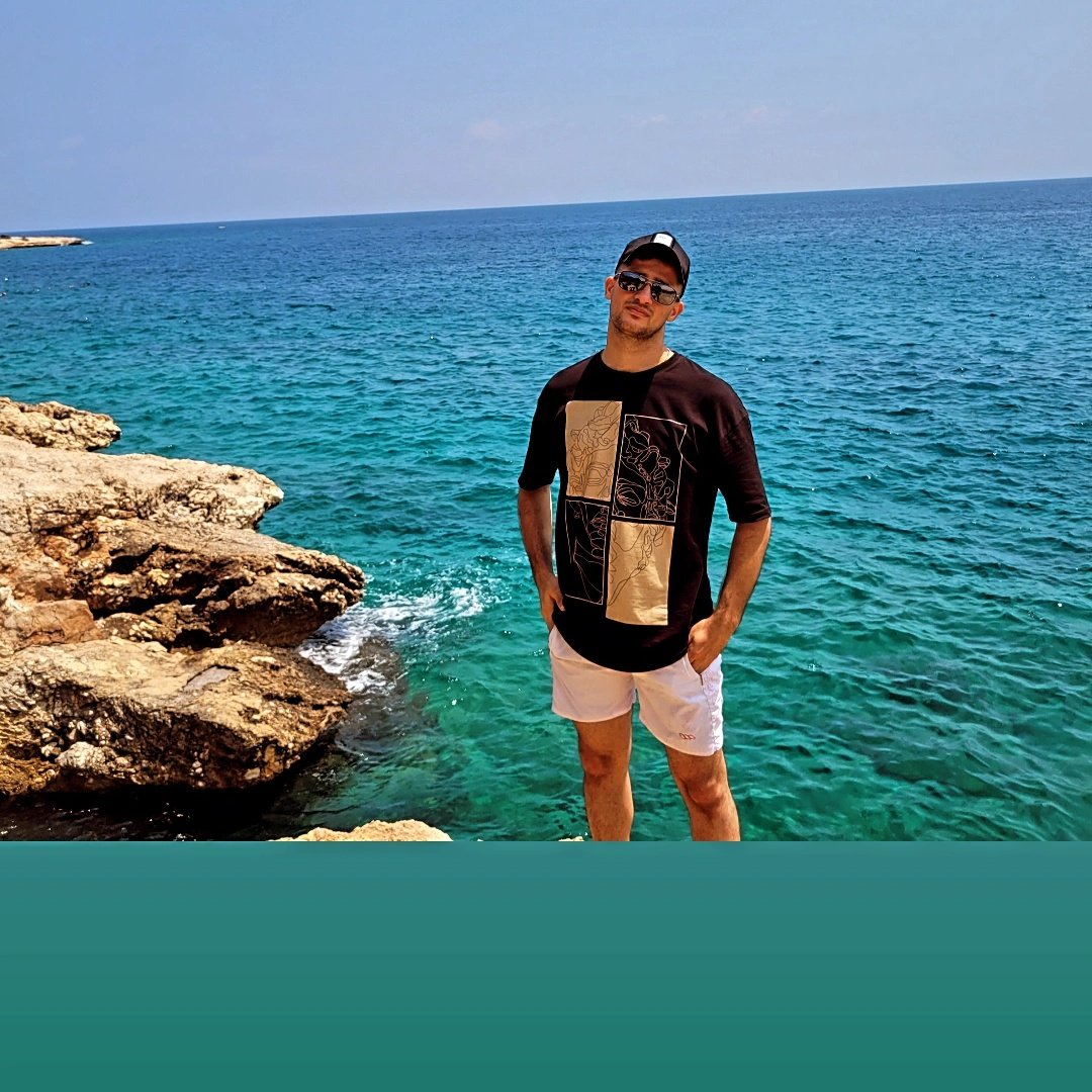 Fight4Freedom47's tweet photo. #YeniProfilResmi https://t.co/9RvdGBEsOf
