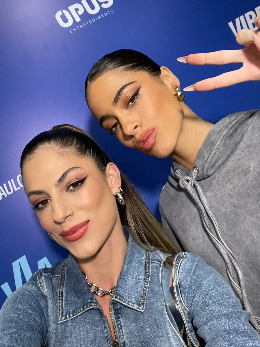 marigonzalez's tweet photo. o encontro veio! @TiniStoessel #tiniana https://t.co/8akW825nj9