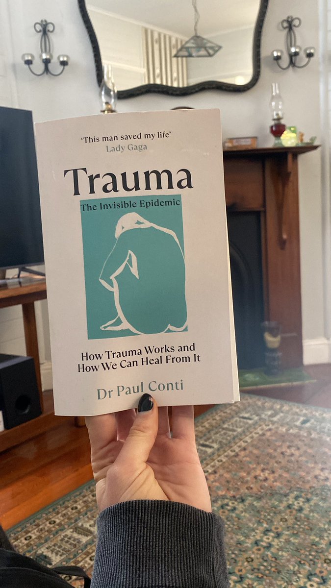 ciara_brown00's tweet photo. Holiday reading continues https://t.co/tj0iHIutqc