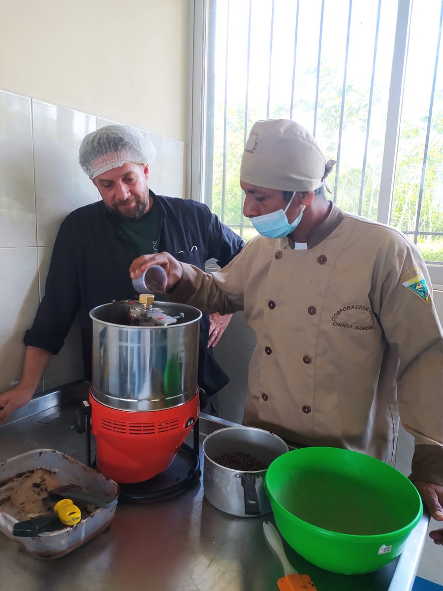 Cacao travels in Ecuador: for the past two weeks I have been working in the Ecuadorian jungle with the people of Samona.