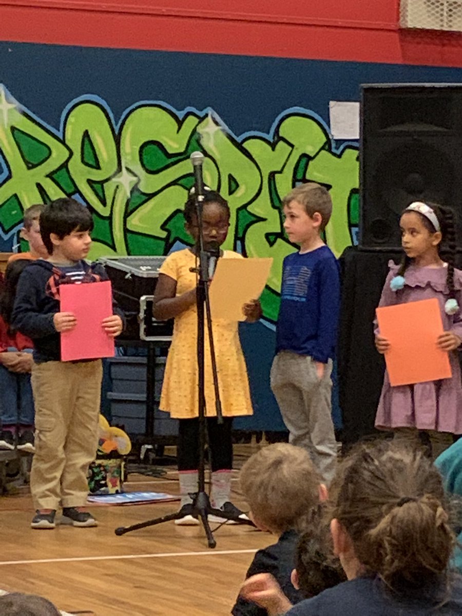 susan lee tweet media