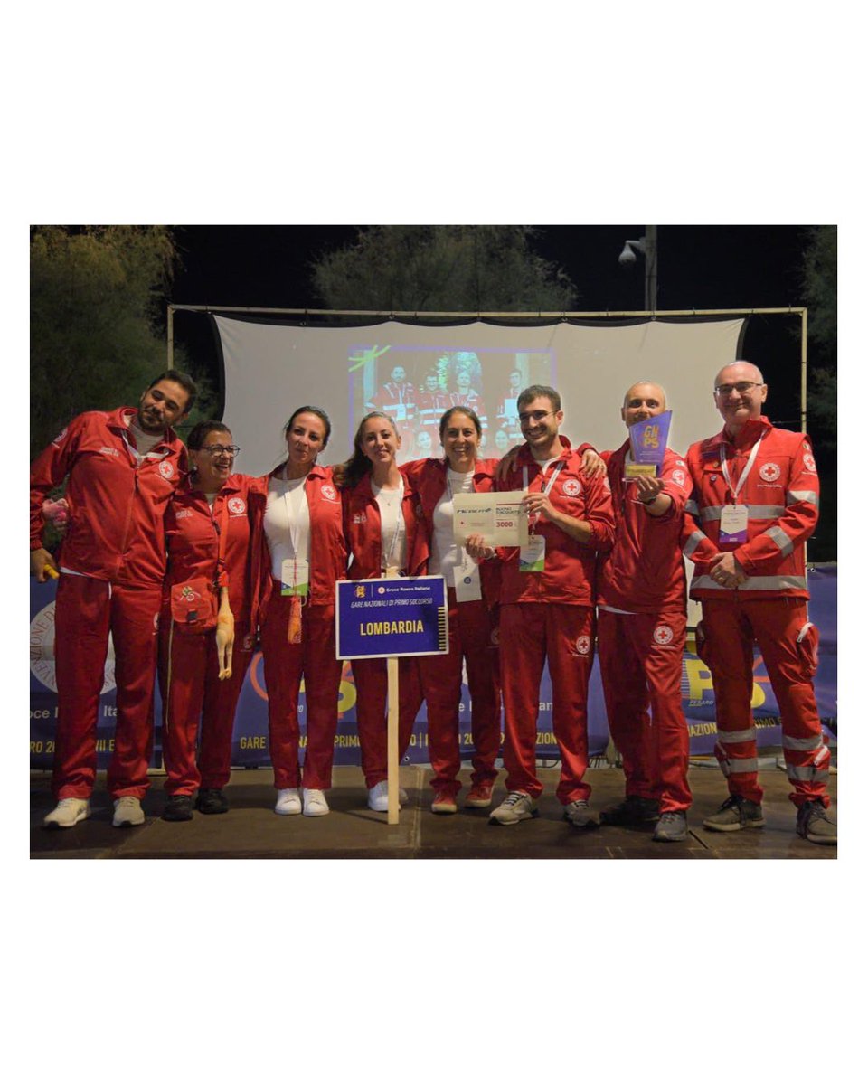 CRIGrandate's tweet photo. Bravissimi!!! 🏆❤️
P1 🥇

I nostri #volontaricri si sono classificati al #primoposto assoluto alla #GNPS che si è svolta a @cripesaro @cri.marche ⛑🚑

@leleillele @andreafrongia89 @stefano_marabese @francescalazzara_ @crocerossalombardia https://t.co/2vviyZgHgU