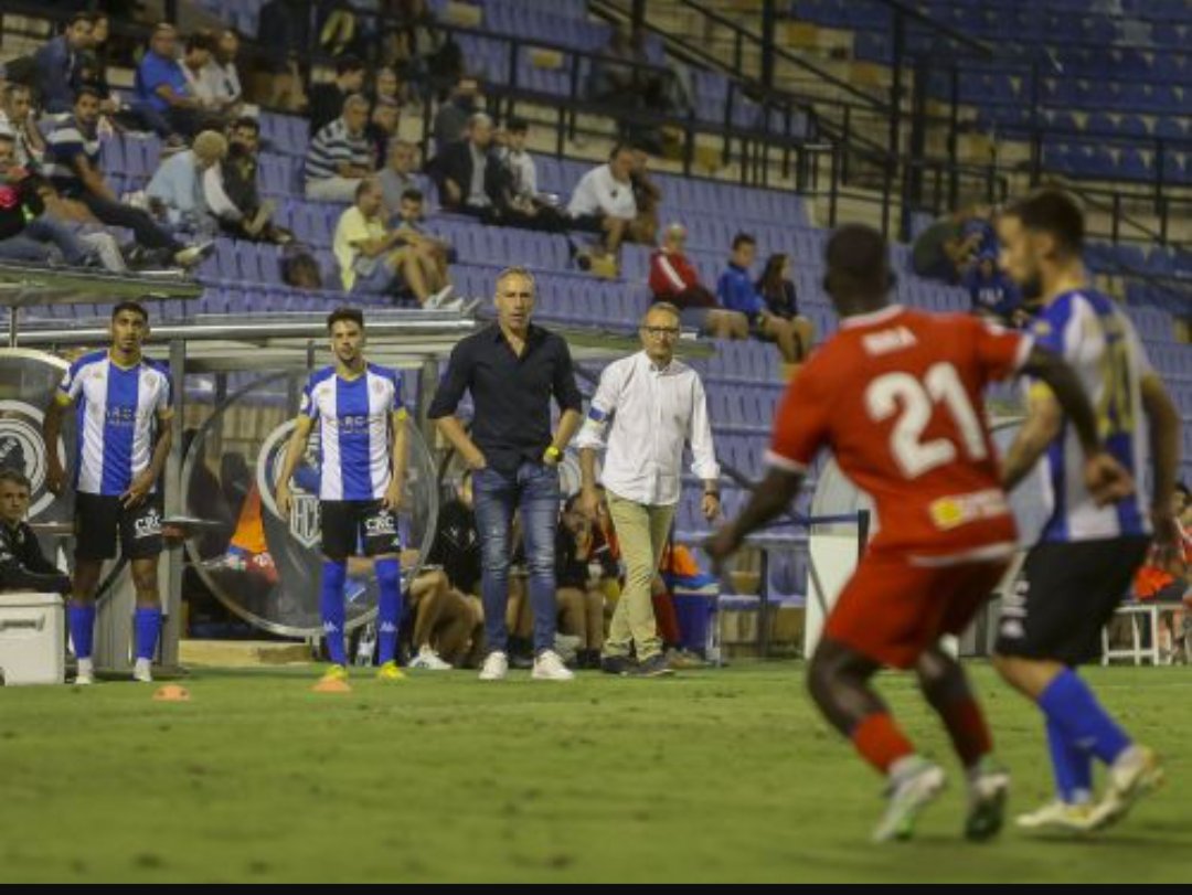 Gran esfuerzo y trabajo de todo el equipo en un campo muy complicado <a href="/CD_Ebro/">CD Ebro</a> 🔵⚪