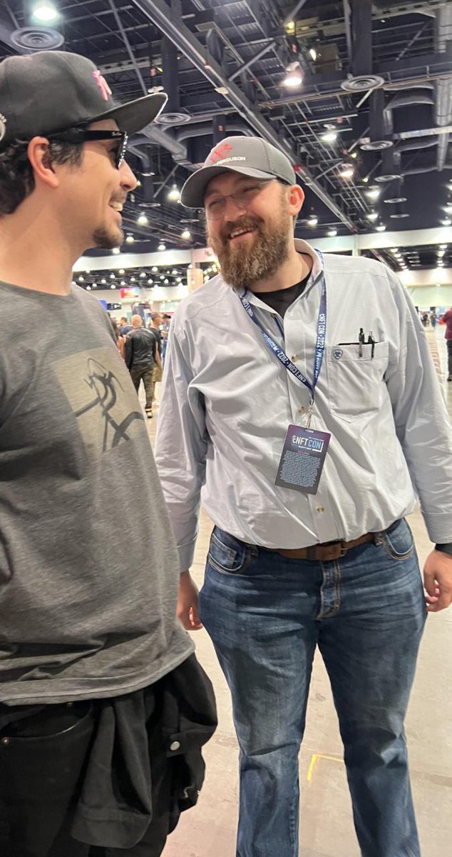 DeckardCK's tweet photo. I'm humbled with the opportunity and with how approachable a person like Charles can be.

thanks to everyone who stopped by our booth today, really appreciated. it was a pleasure to meet y'all!

#ChilledKongs #CNFTCon @IOHK_Charles https://t.co/rmvqbE91V1