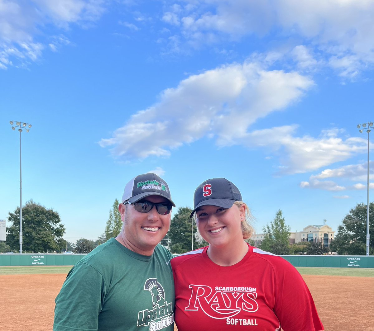 Jaydennbennettt's tweet photo. Visited USC today, these coaches are the type of people I strive to be around, I learned so much more of a prestigious game being here today that I am going to practice. I aspire the way that @PACKUPSTATE coaches the game Thank you so much for this opportunity. @UpstateSoftball https://t.co/5FIKPU56fL