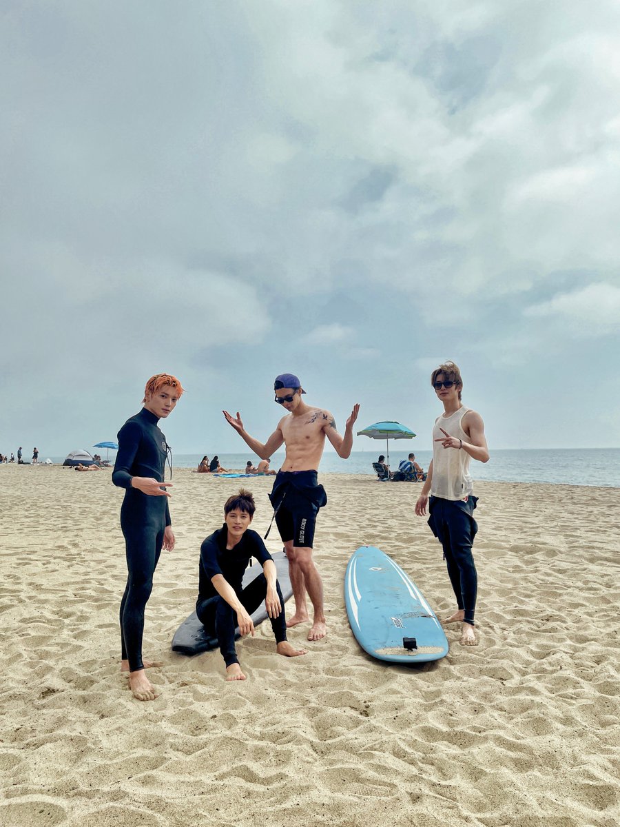 Finally we became surfers🏄‍♂️🌊‼️‼️‼️ JCC Coming soooon #JCC #NCT127 #LA #NCT127inLA #JOHNNY #TAEYONG #TAEIL #JAEHYUN