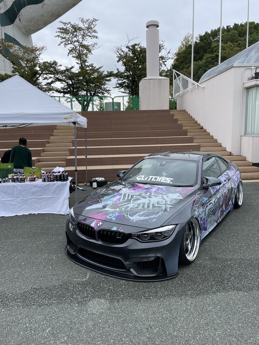 Yuriest1101's tweet photo. 痛車天国 APgarageさんブースにデモカー展示させて頂いています😊

アダムスポリッシュの販売もやっているので気になる方はぜひ✨👀 https://t.co/FEXdJ7wW2h