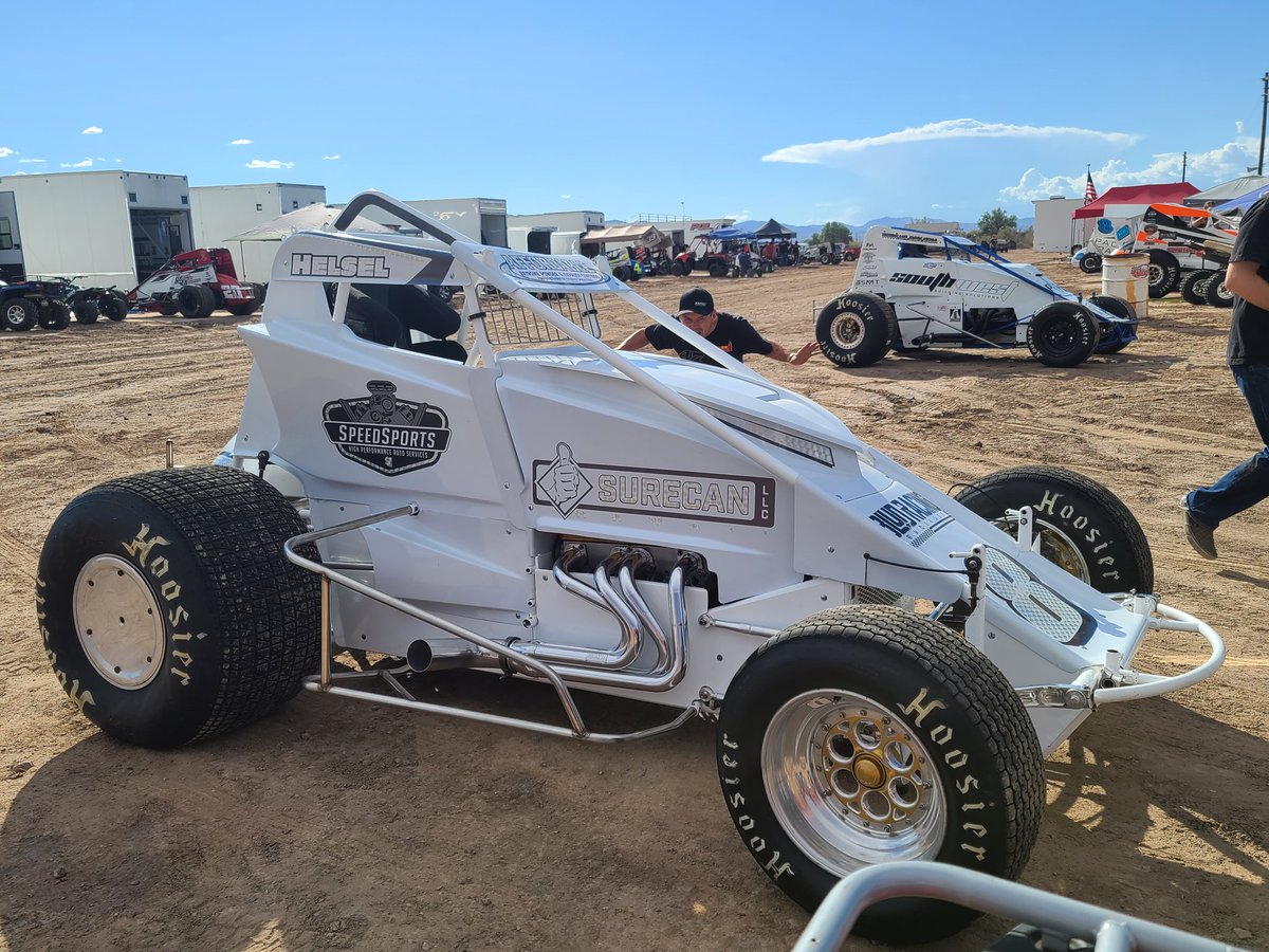 Ready to rip the lip with <a href="/USAC_CRA/">USAC/CRA Sprint Cars</a> at Mohave Valley.  @44jakehelsel wheeling this hotrod.  Thank you to all who make this happen.  <a href="/RPMChassis/">RPM Chassis, LLC</a> <a href="/AdvRacingSusp/">Advanced Racing Suspensions</a> <a href="/SpeedSportsAZ/">Mark Clark</a> <a href="/bludlubricants/">Blud Lubricants</a>