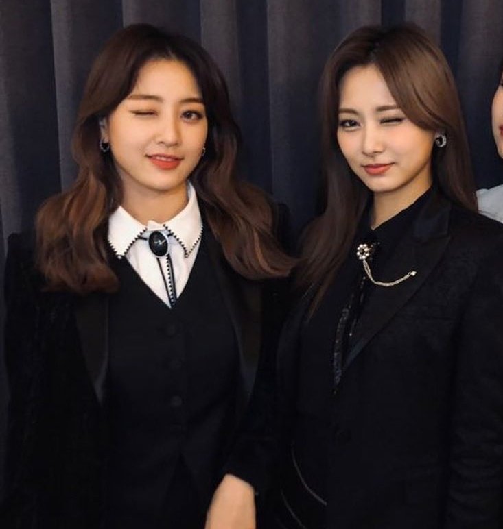 JMTZPICS's tweet image. leaders!!