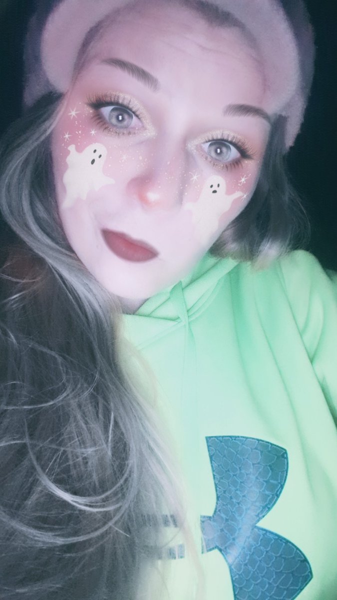 MissCarey4life's tweet photo. Boo! 👻
#Halloween2022
#funselfie
#FRIGHTNIGHTS https://t.co/osU2MmElQV
